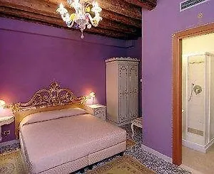 Ca Bella Hotel