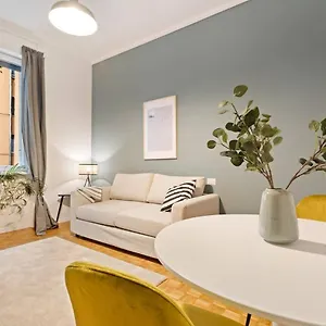 gorgeous-flat-in-the-design-district.it-lombardy.com/